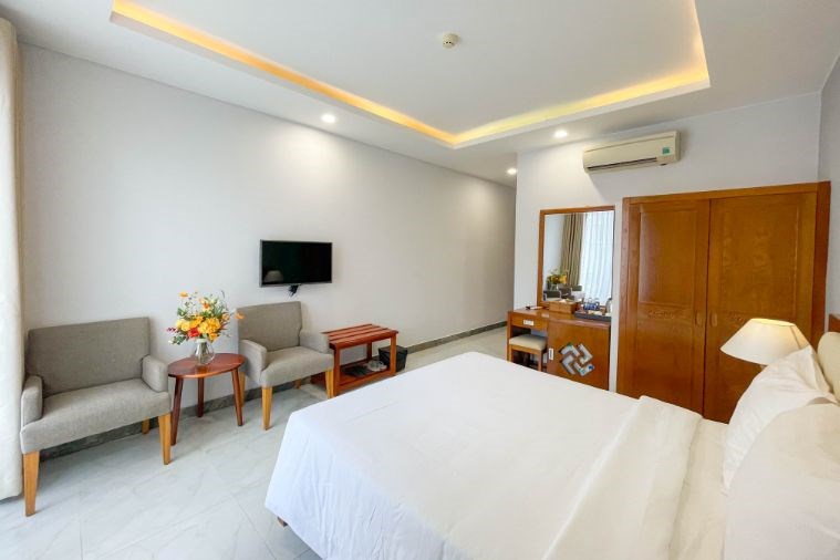 Deluxe with City View